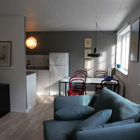 Cozy In Old Farm Apartmán Svaneke